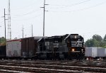 NS 4617 & 6131 work the yard